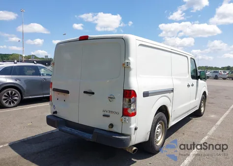 2015 Nissan Nv Cargo Nv2500 Hd S V6 z USA, uszkodzony, nr VIN 1N6BF0KX3FN800592